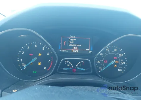 2016 Ford Focus Se z USA, uszkodzony, nr VIN 1FADP3K28GL382080